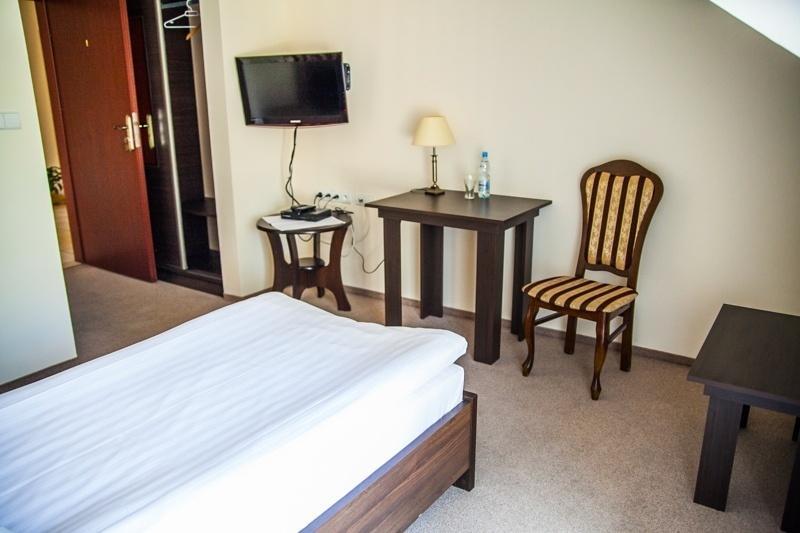 Hotel Korona 리브니크 객실 사진